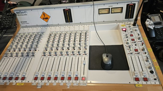 The mixing table in FMR The mixing table in FMR
